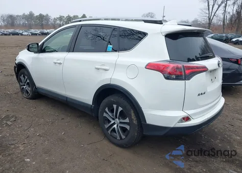 2017 Toyota Rav4 Le z USA, uszkodzony, nr VIN JTMBFREV8HJ149441